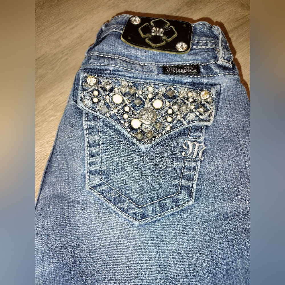 Miss Mes size 14